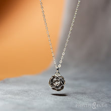 Load image into Gallery viewer, Medium Poppy Necklace