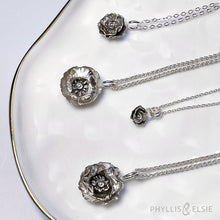 Load image into Gallery viewer, Large Poppy Necklace