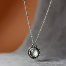 Load image into Gallery viewer, Mona Labradorite Necklace