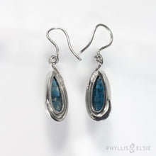 Load image into Gallery viewer, Sprout Moss Kyanite Earrings