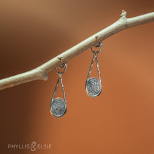 Load image into Gallery viewer, Isabel Tanzanite Drop Earrings