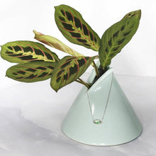 Load image into Gallery viewer, Evie Emerald Necklace