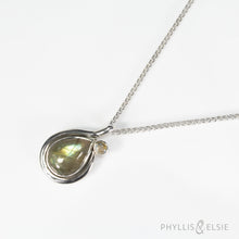Load image into Gallery viewer, Tara Labradorite Necklace
