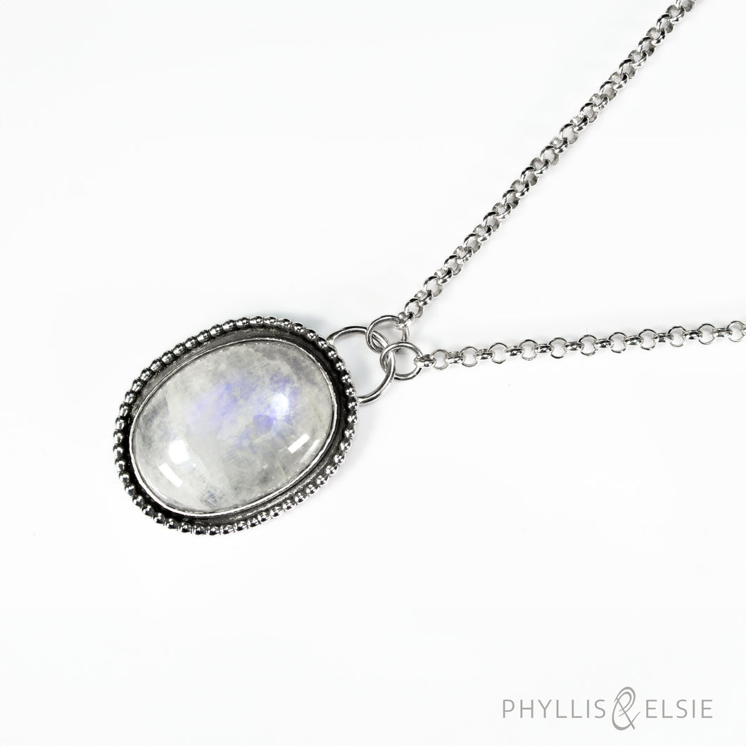 Clara Necklace