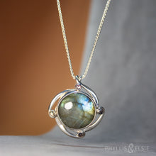 Load image into Gallery viewer, Twila Labradorite Necklace
