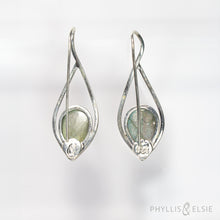 Load image into Gallery viewer, Daria Labradorite Earrings
