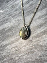 Load image into Gallery viewer, Estelle Geo Necklace 2
